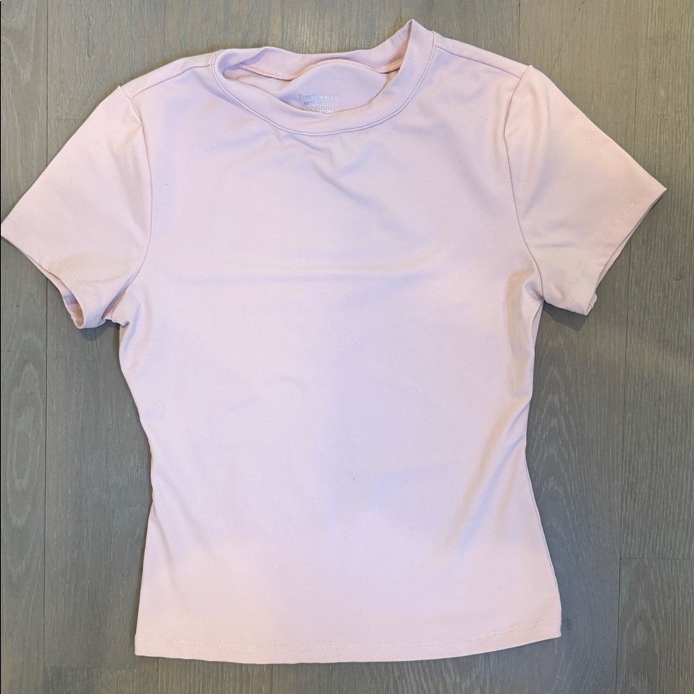 Trendy Queen Dusty Pink T shirt, Sz M, GUC